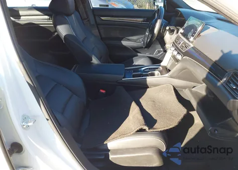 2021 Honda Accord Sport 2.0T z USA, uszkodzony, nr VIN 1HGCV2F34MA020409